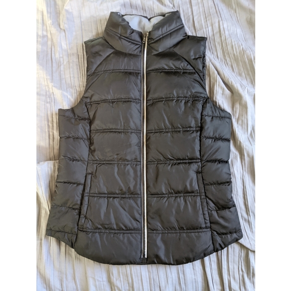 SO medium black puffer vest - Picture 1 of 6